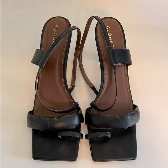 ALOHAS ASYMMETREIC BLACK HEEL - Picture 5 of 16